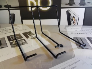 BEOLAB 4000 HORIZONTAL TABLE STANDS